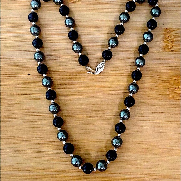 $172  14K Yellow Gold Clasp Estate Necklace with 14K Beads  Marked 14K DM 585 - Picture 3 of 6